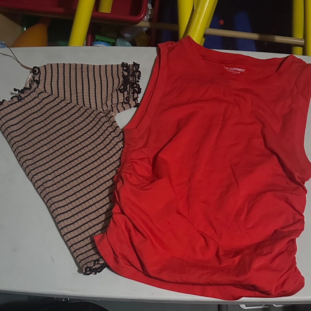 Women’s Size Medium Tops